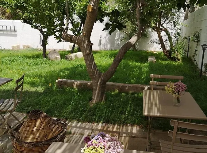 Alojamento de Acomodação e Pequeno-almoço Casa Frea Dimora Storica 4*